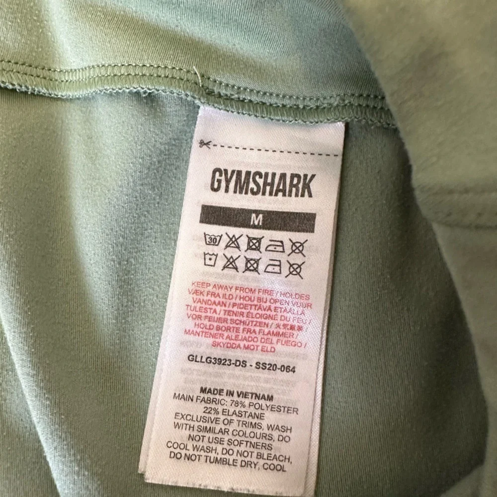 Gymshark Pants Womens M Synthetic Base Layer Hike Fall Workout Moisture Wick